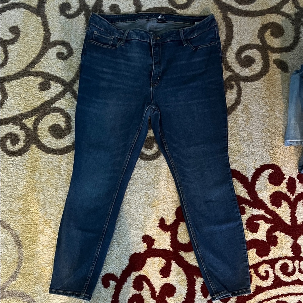 Classic Dark Blue Skinny Jeans